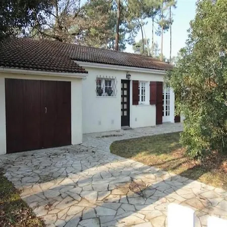 Villa Les Bains 3 *