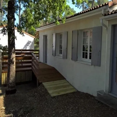 Les Bains 3 * Ronce-les-Bains